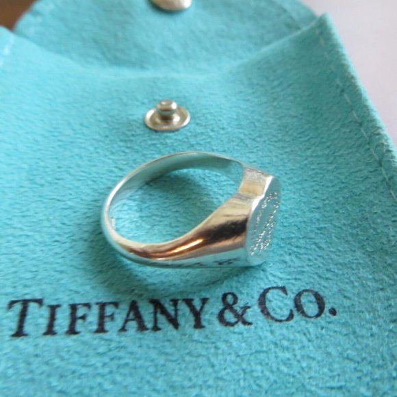 LIKE NEW!!! Gorgeous Return to Tiffany Heart Ring - Size 7.5 - Picture 3 of 4